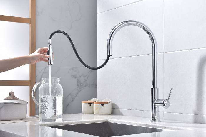Смеситель для кухни Paulmark SENSO Se215180-CR сенсорное управление, выдвижной излив хром