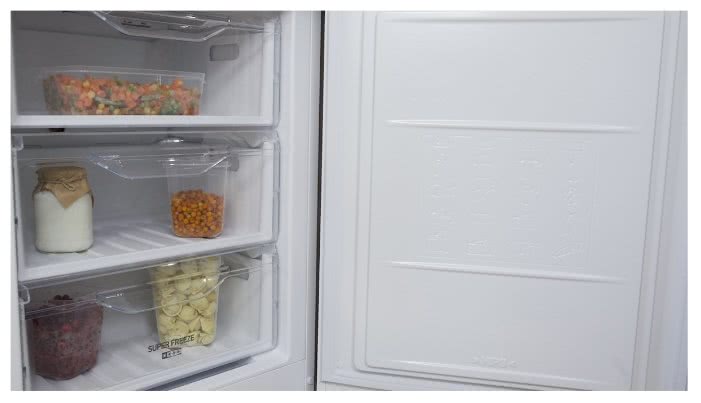 Холодильник Indesit ITF 120 W